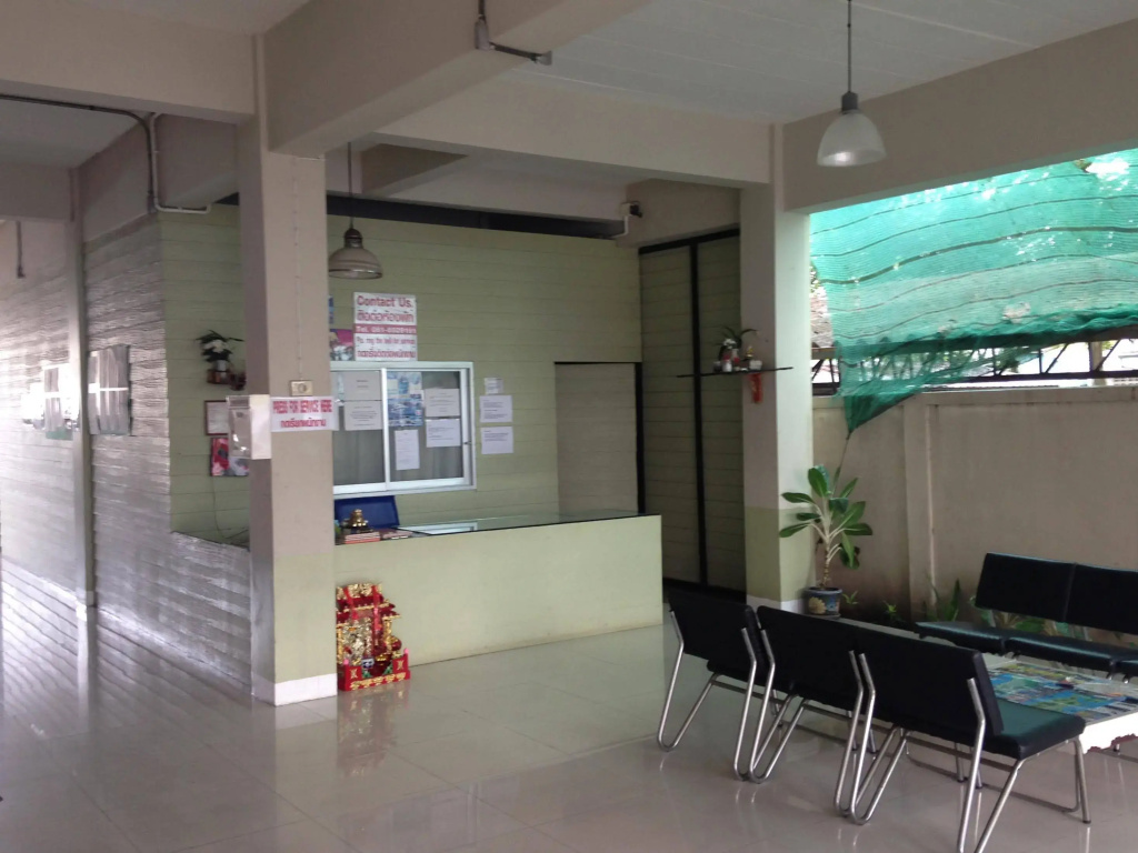 Ekkamon Apartment