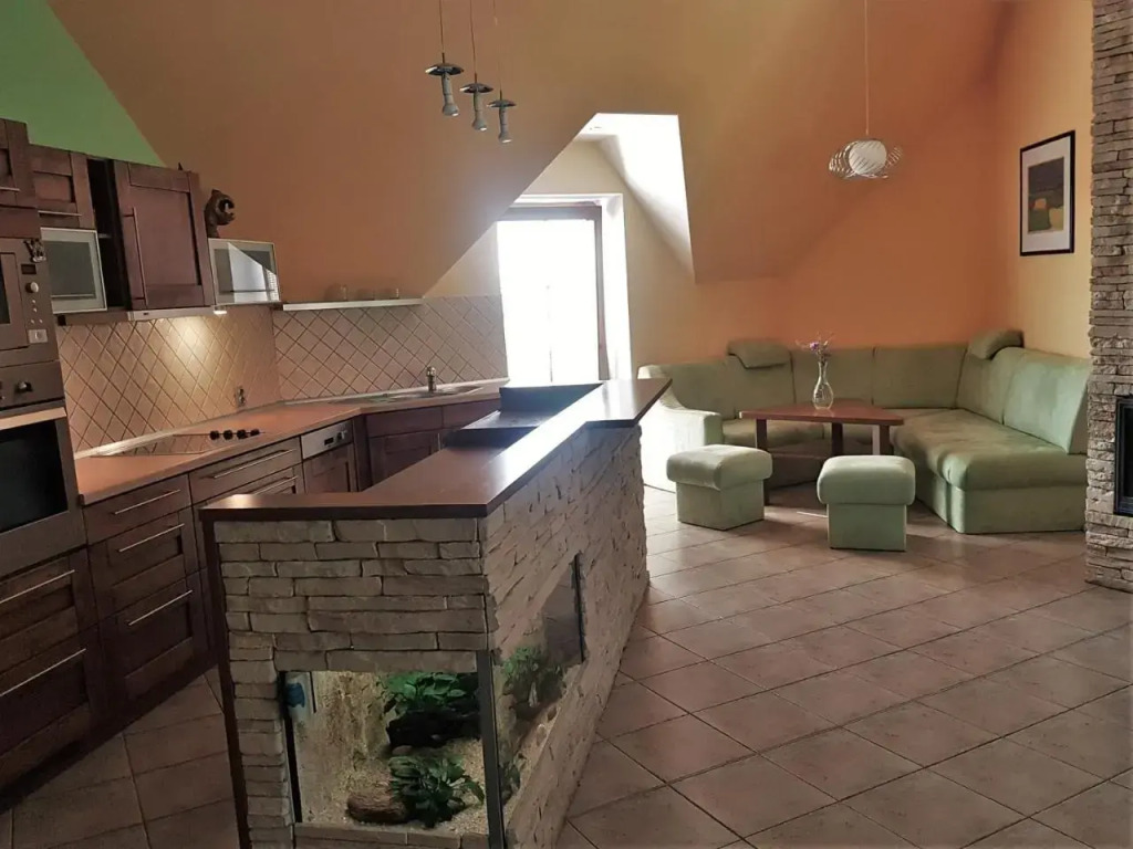 Apartmán V aleji