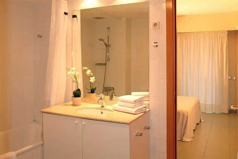 Yays Sagrera Boutique Apartments