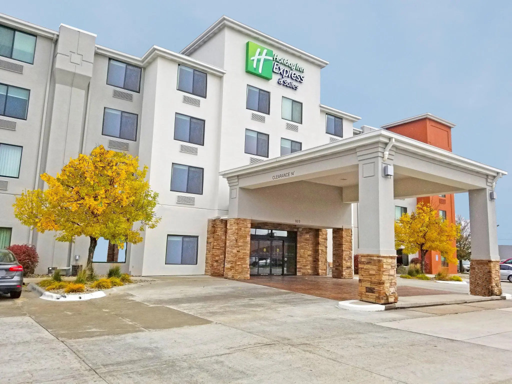Holiday Inn Express Hotel & Suites Norfolk by IHG