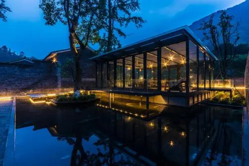 Dujiangyan Jiangnan Memory Hotel