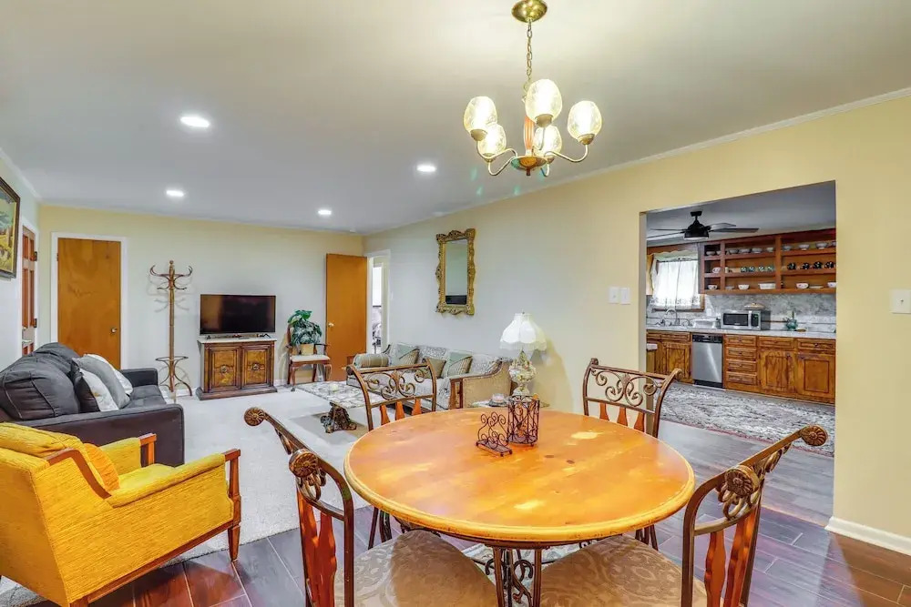 2 Mi to Dtwn Natchez: Cozy Home w/ Yard & Patio!