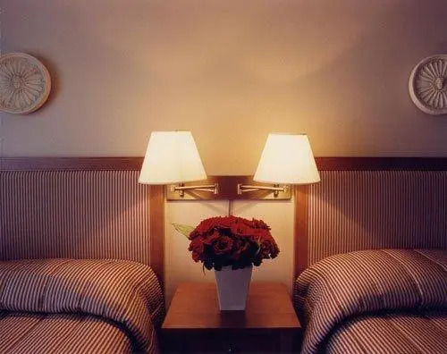 Clarion Hotel & Suites Downtown