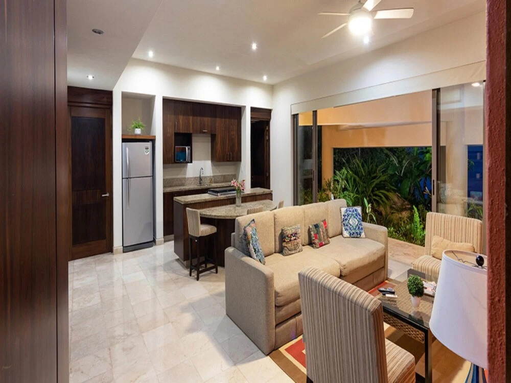 Sunny Vacation Villa 61