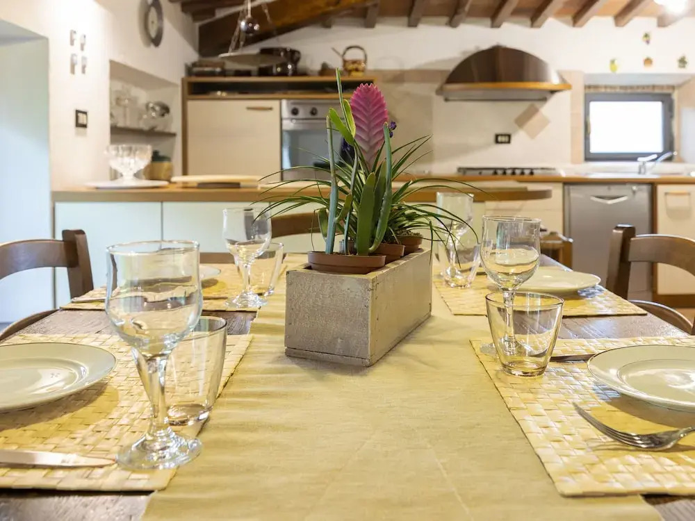 Vintage Holiday Home in Montemagno Camaiore With Sauna