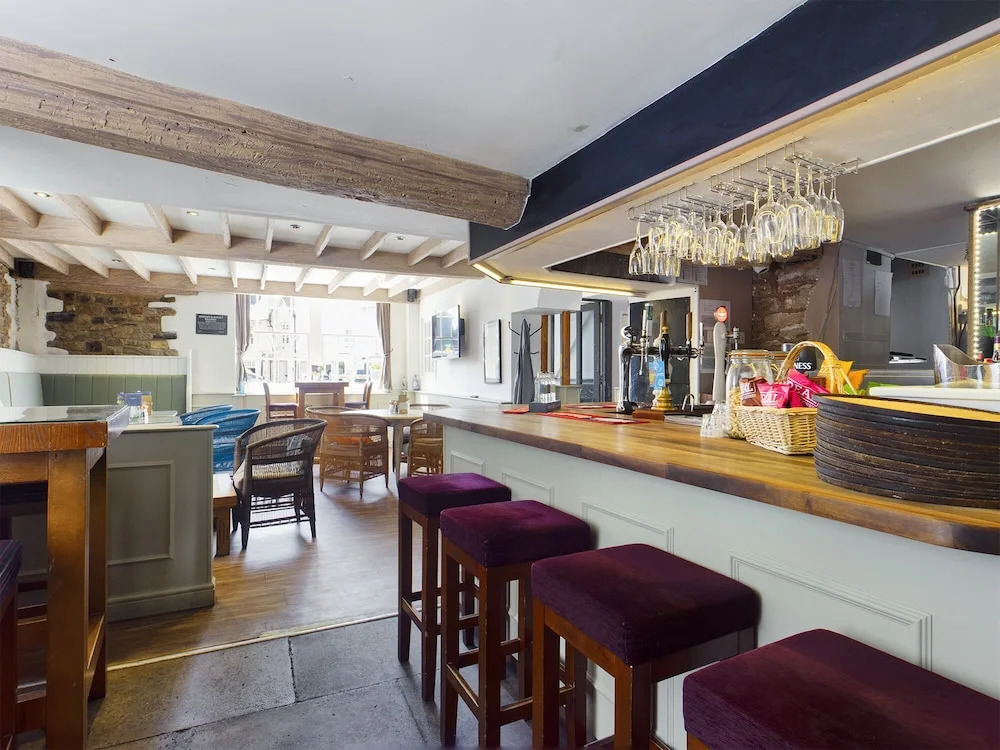 The Oakhouse Hotel