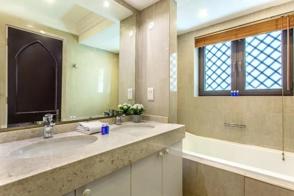 Traditional Meets Modern in Downtown