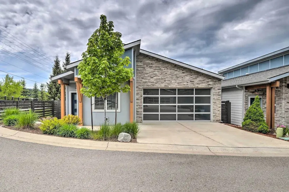 Modern Coeur D'alene Home Near Trails & River!