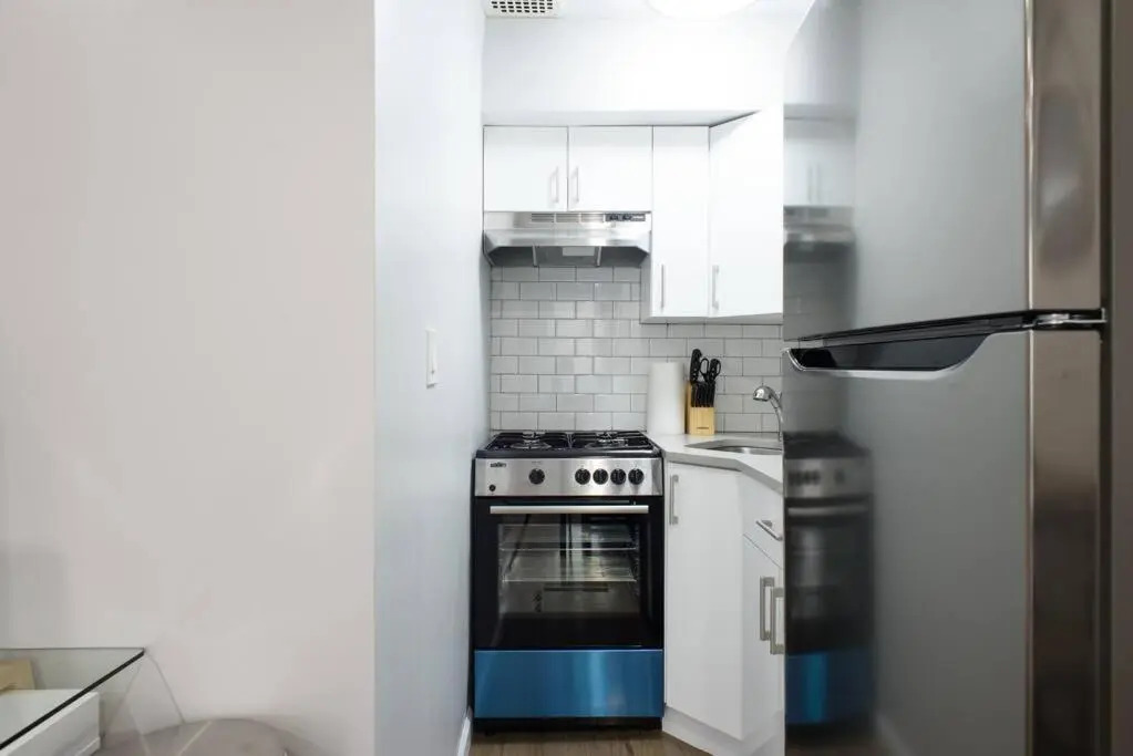 350-2a Prime Gramercy Newly Renovated 1BR Sleeps 4