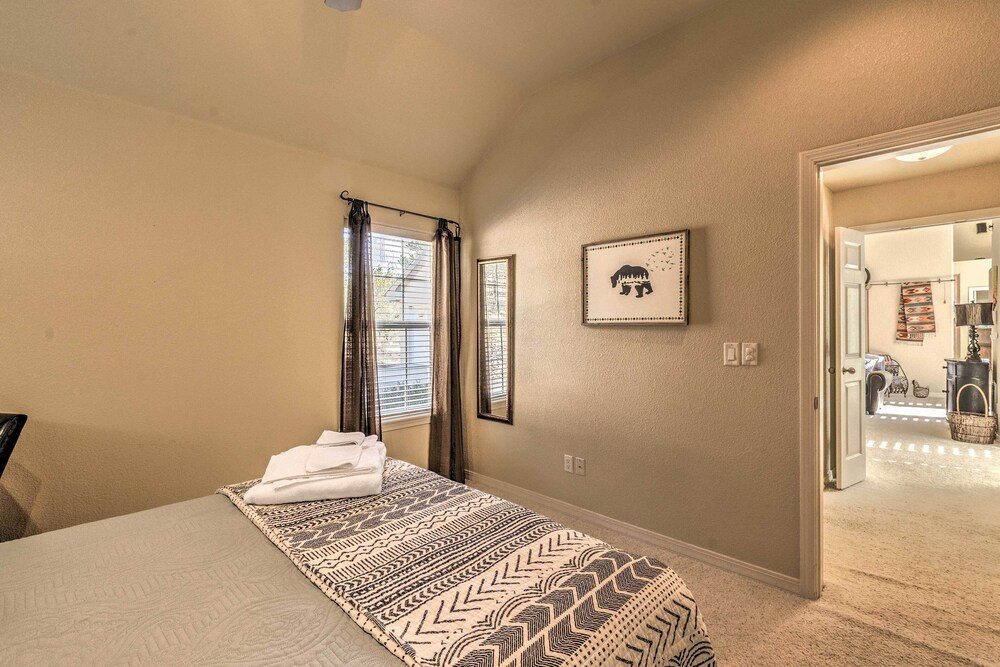 Hot Tub & Deck: Family Ruidoso Retreat!