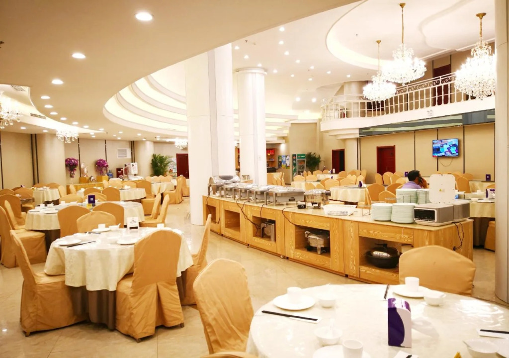 Qingdao Huaneng Hotel