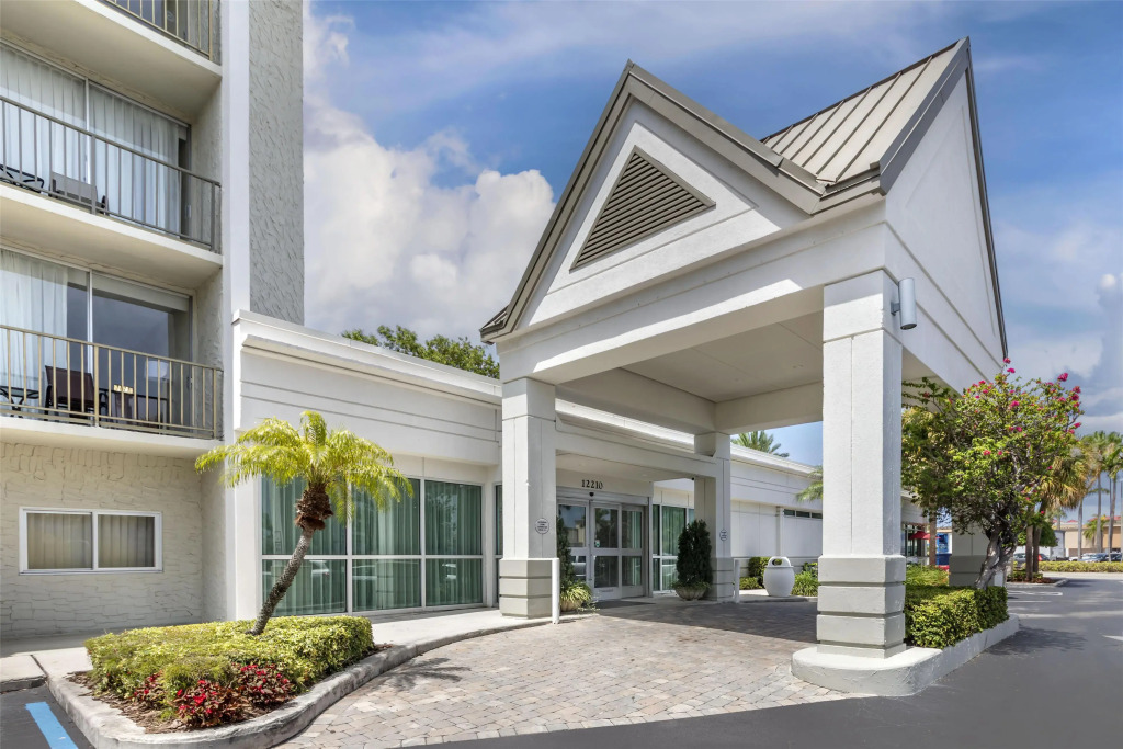 Best Western Plus North Miami-Bal Harbour
