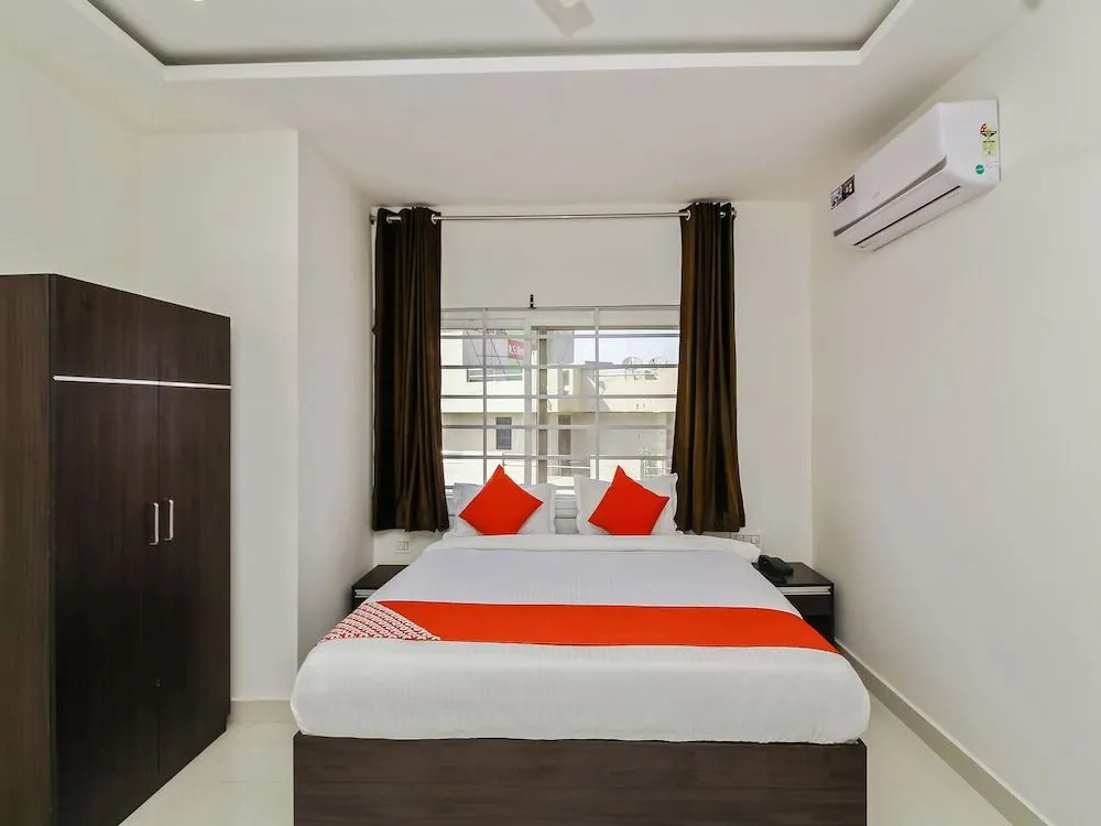 OYO 26941 Hotel Palm International