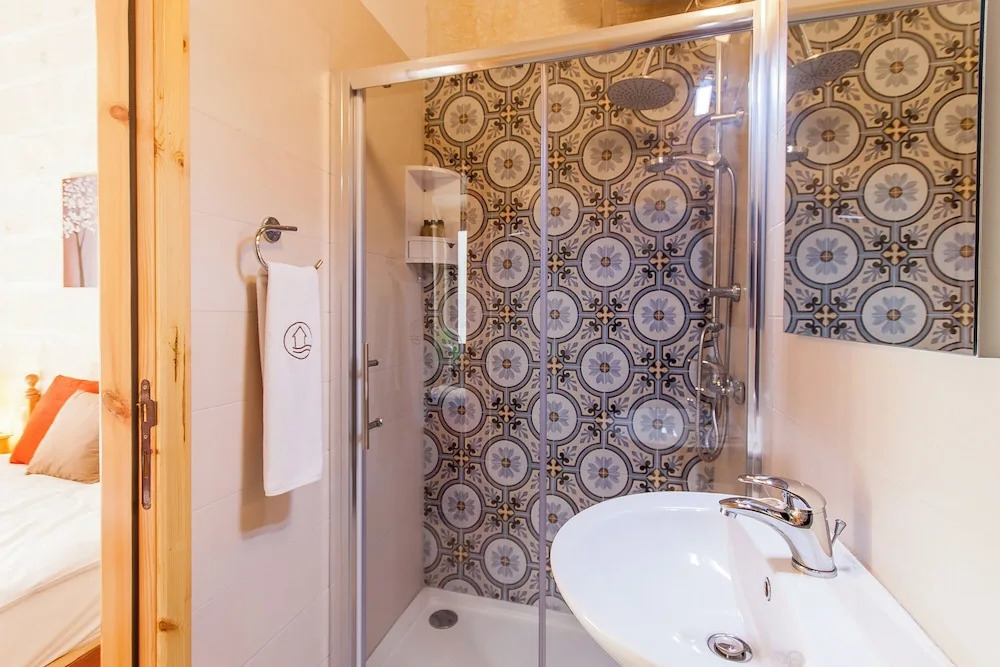 Naduri, Beautiful Gozitan Villa plus Pool - Happy Rentals