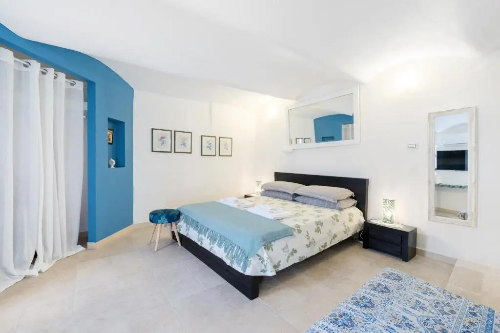 Mindelly Home By Comper With Terrace & Netflix