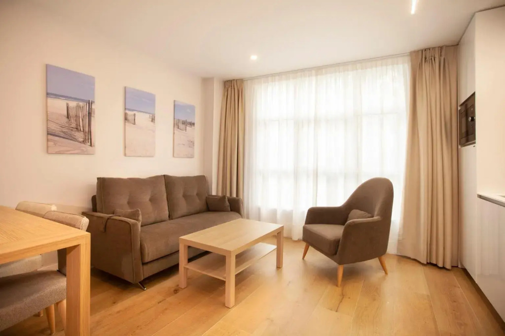 Apartamentos Reina Victoria