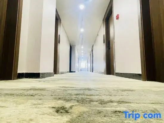 Urumqi Hegel Business Hotel