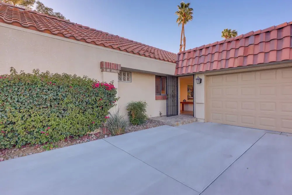 Spacious Condo w/ Mtn Views in Palm Desert!