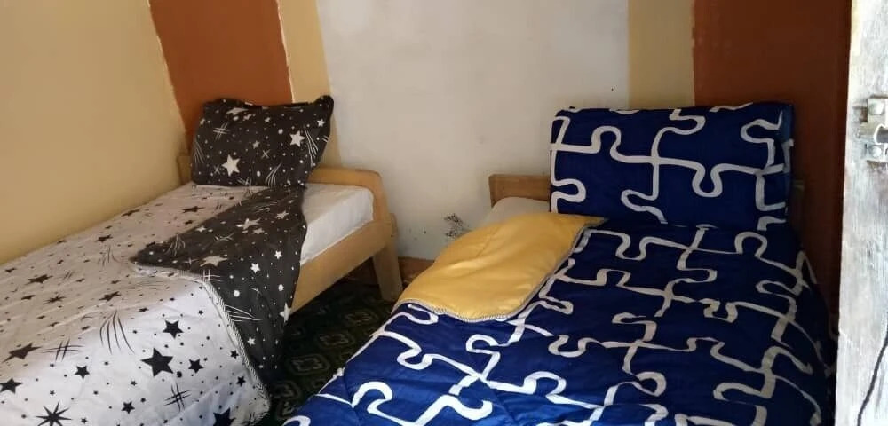 Nkuringo Home Stay - Hostel