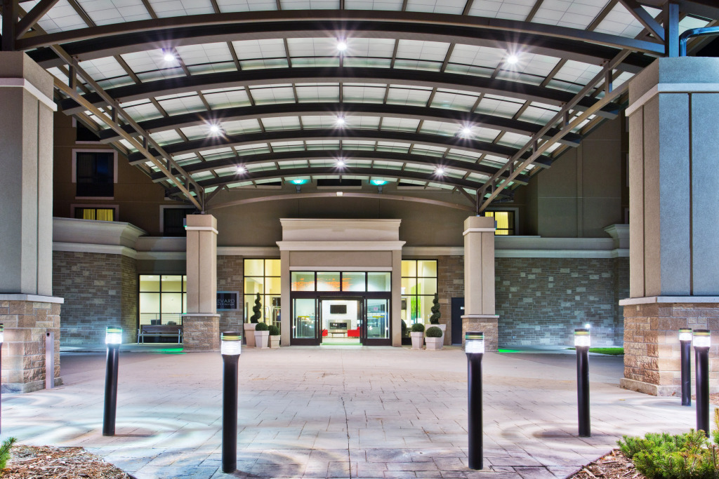 Holiday Inn Hotel & Suites Red Deer by IHG