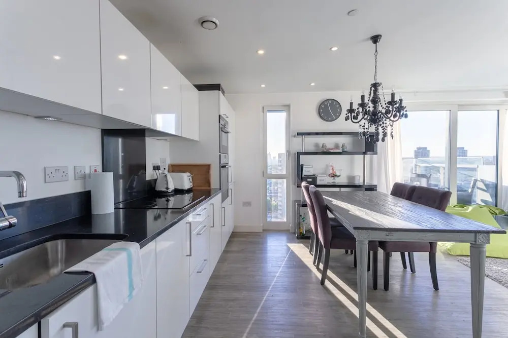 3 Bedroom Apartment With Views