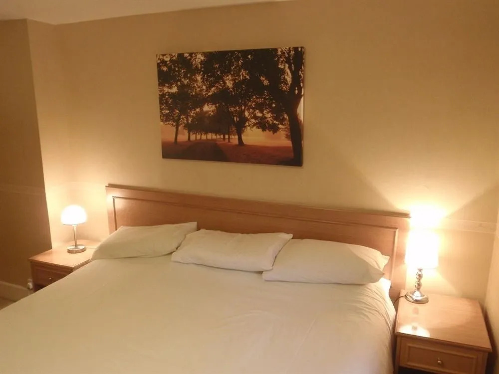The Shaw Country Hotel