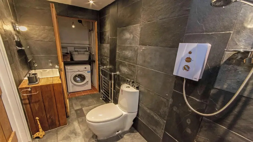 Shippenrill Croyde 6 Bedrooms, Sleeps 14, Hot Tub