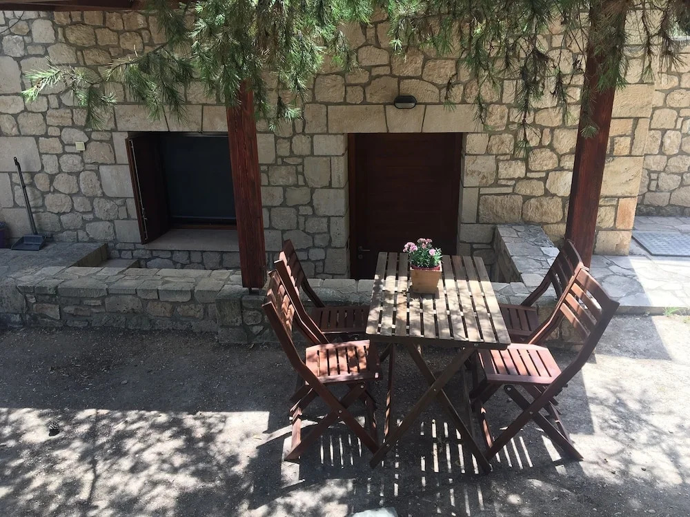 PYRGOS RALLI ESTATE Guesthouse