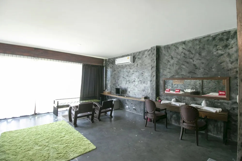 OYO 75374 Baan Rak Mai