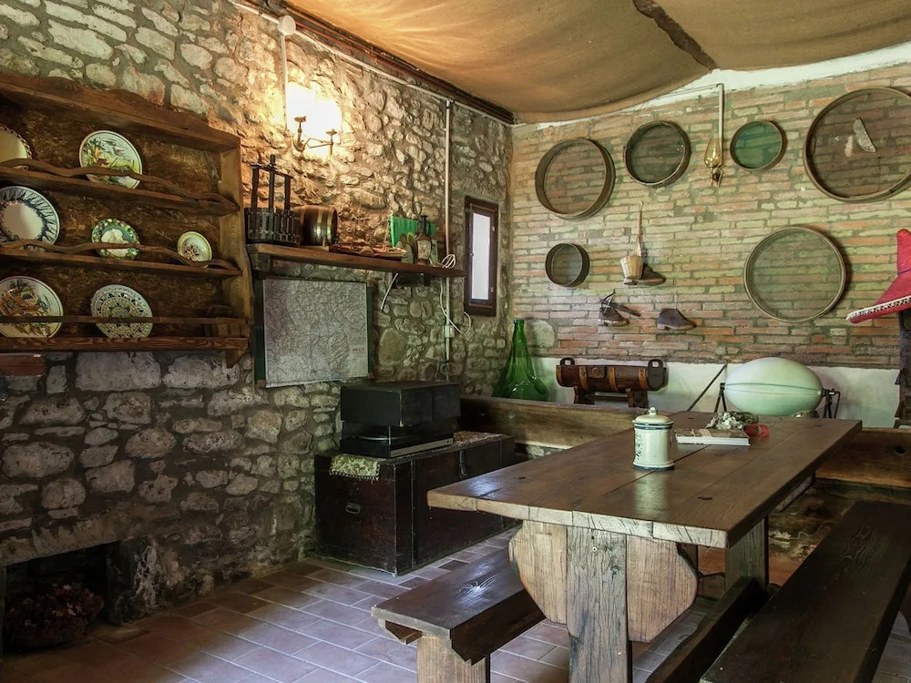 Tastefully Decorated Holiday Home on a Large Estate in the Chianti Region