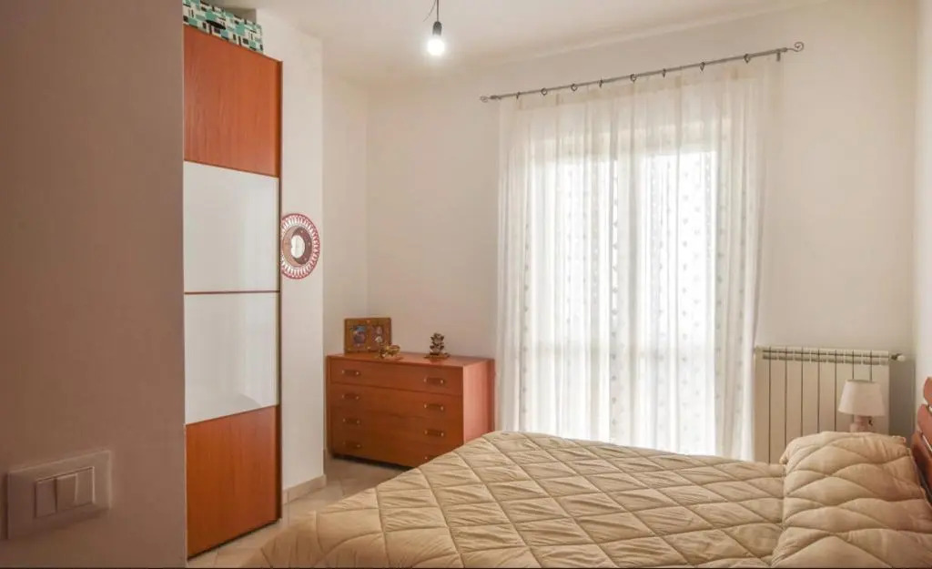 Confortevole e Spazioso Appartamento 100mq a Falerna con Vista Panoramica sul Golfo con Free WiFi e Smart Tv