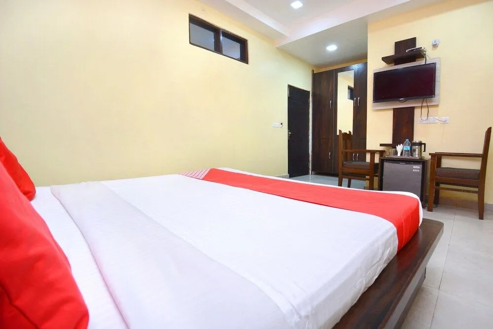 OYO 27747 Hotel K B Residency