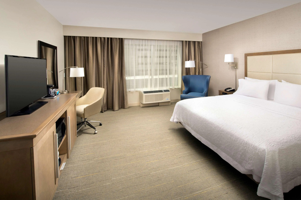 Hampton Inn Wilmington Downtown