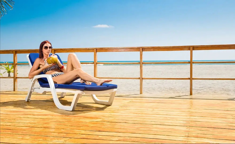 Izalco Hotel & Beach Resort