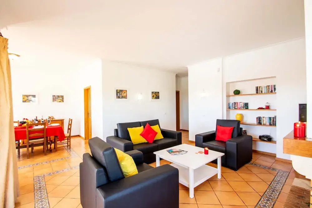 Villa Boracay - com Piscina Aquecível e Praia a Pé em Albufeira