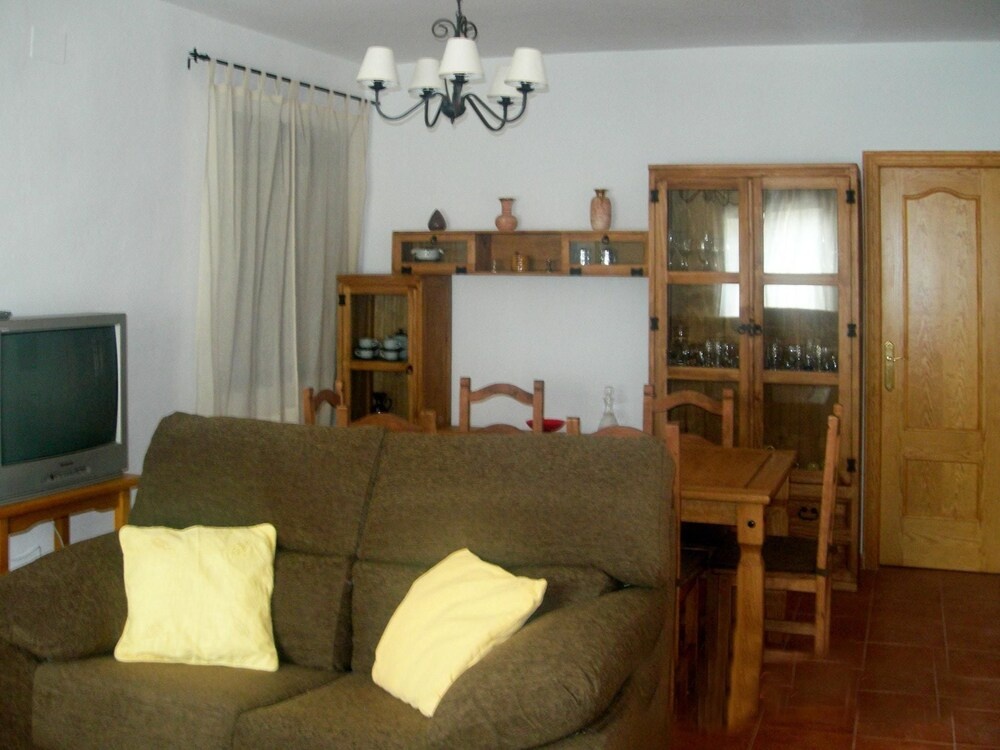 House With 6 Bedrooms in El Cortijo, With Wonderful Mountain View and Furnished Garden
