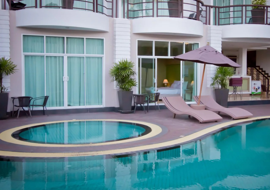 A-Te Chumphon Hotel - SHA Plus