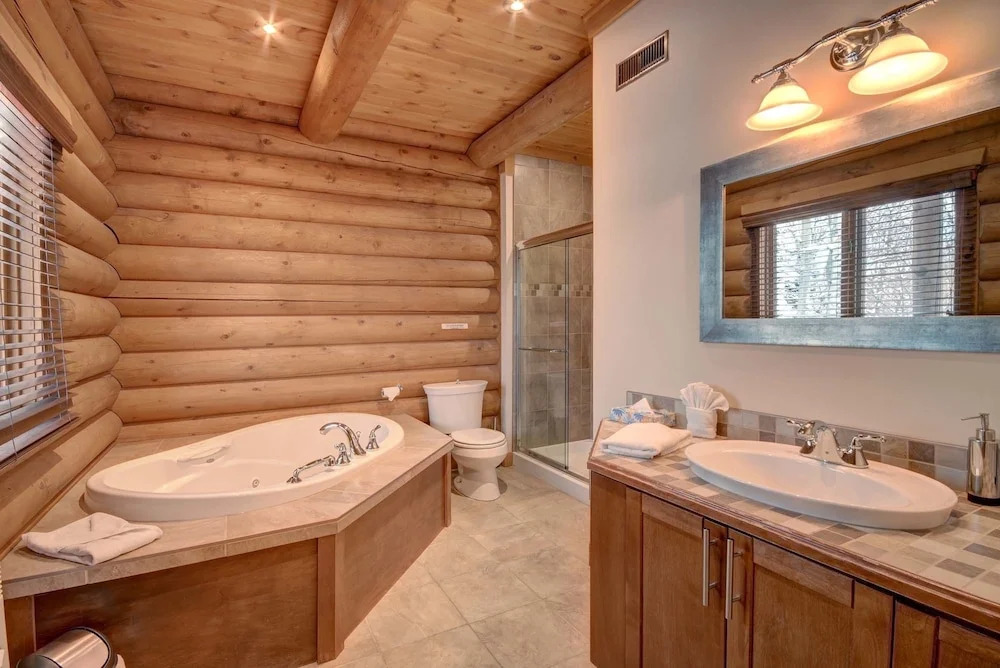 Chalet Sioux