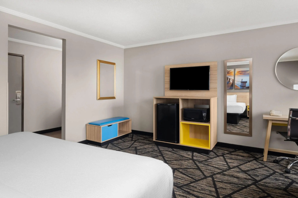 La Quinta Inn by Wyndham Milwaukee Airport / Oak Creek