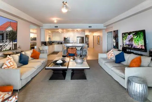 Beachfront 3Br Skyyard Ocean Views, Pool, Tv