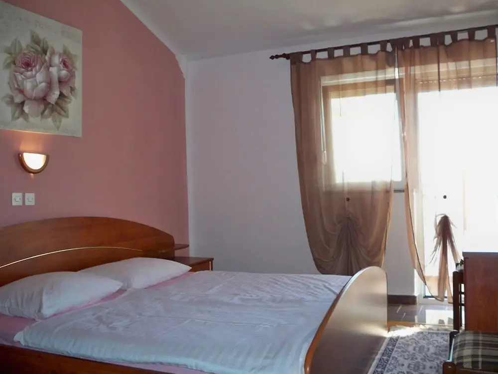 Apartments Bosiljka