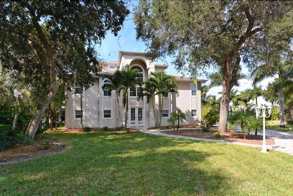Palmasolaparadise 7 Bedrooms 4 Bathrooms Home