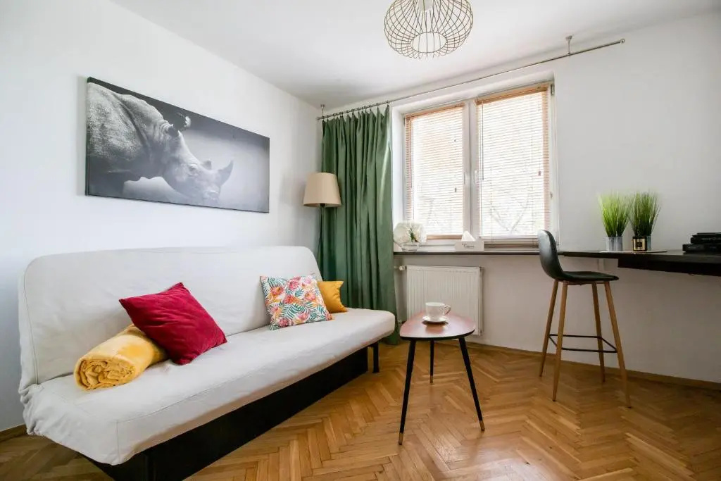 PiotrApartments - Central Warsaw - Walk Everywhere in Central Warsaw