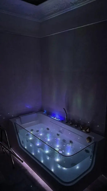 Rox luxury Hotel