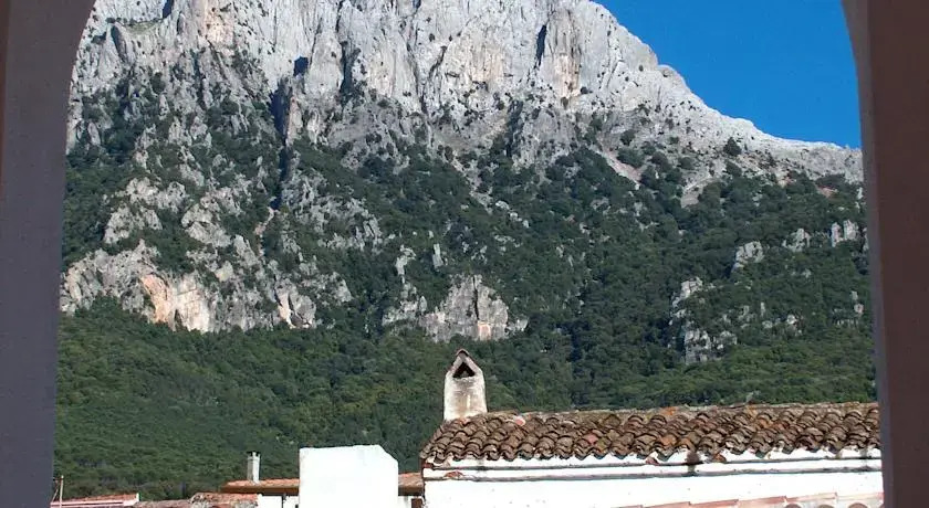 Bed and Breakfast Santa Maria Oliena