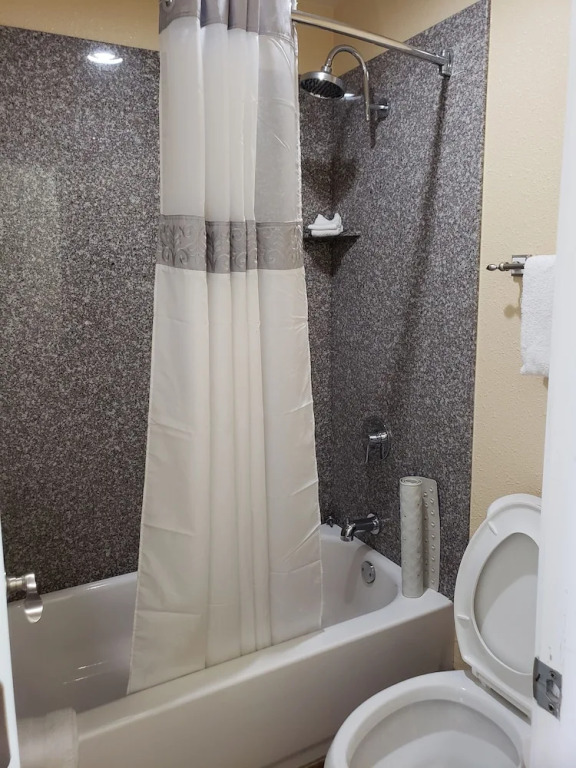 Taylor village inn and suites