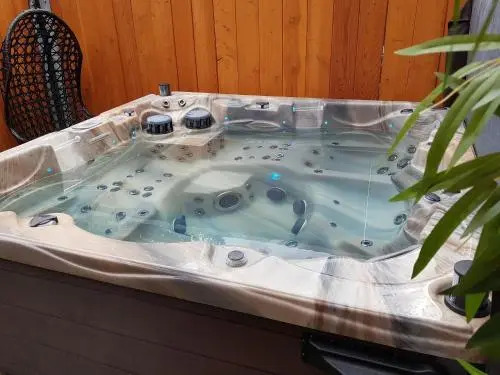 Whirlpool Suite Marrakesch-Lounge