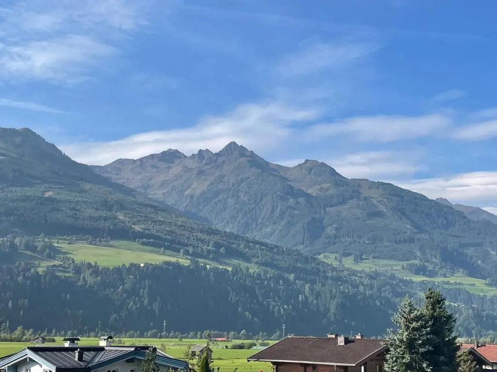 Mountain View Apartment in Piesendorf With Sauna