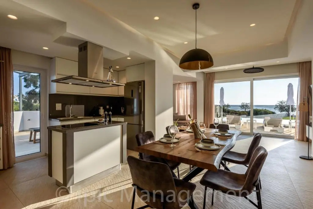 Villa Pelagia Seafront Villa Pelagia Superb New Listing2021