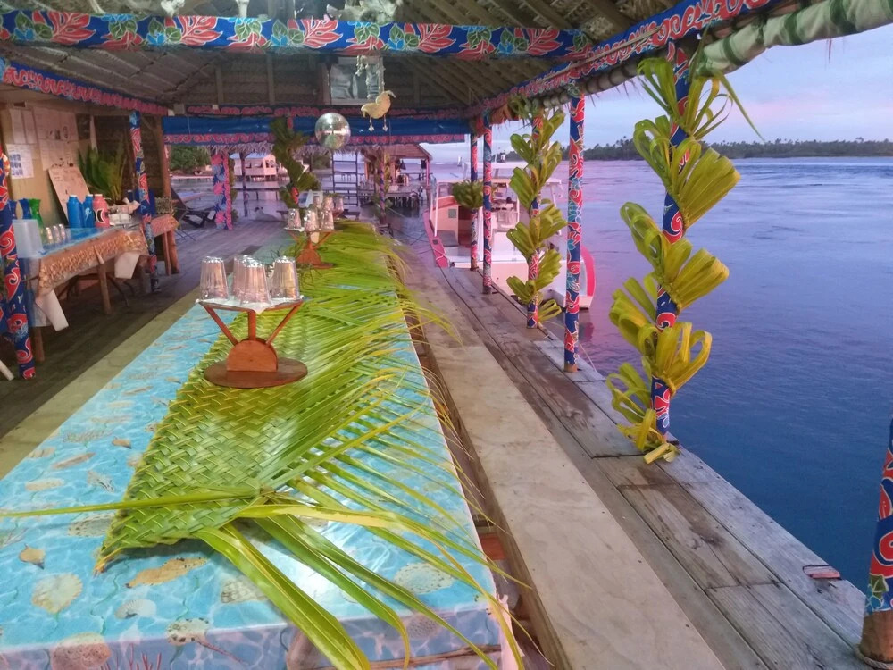 Tetamanu Village & Sauvage